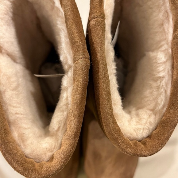 UGG Boots Women 9 Vibram Brown Suede Arctic Grip Waterproof - Picture 7 of 12